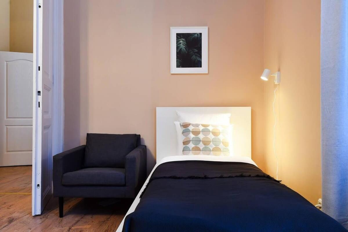 Very Central Very Spacious New Home 부다페스트 외부 사진